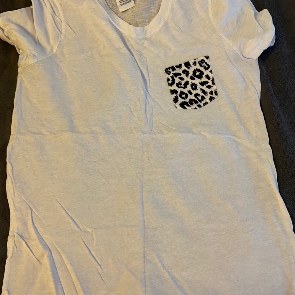 VS pink, pocket shirt